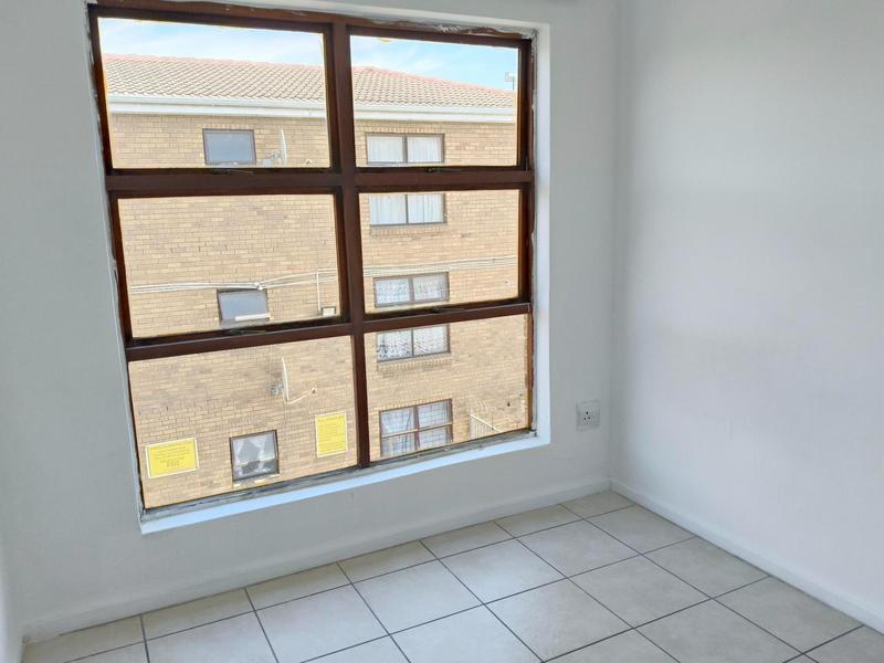 2 Bedroom Property for Sale in Ferndale Western Cape